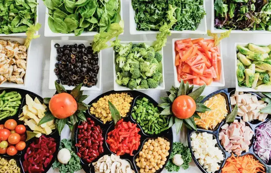 02色とりどりのトッピング用野菜